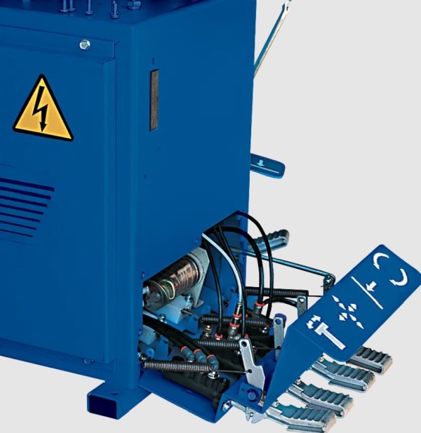 Ravaglioli - Banden monteermachine voor personenauto's en bestelwagens - 400V