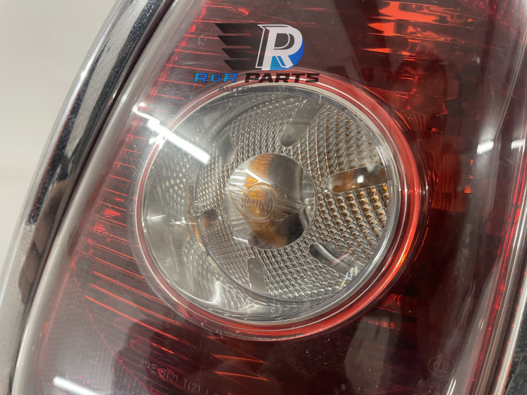 Achterlicht rechts - Rood / Wit - (Mini R56/R57) - OEM: 63212757012 63212753626