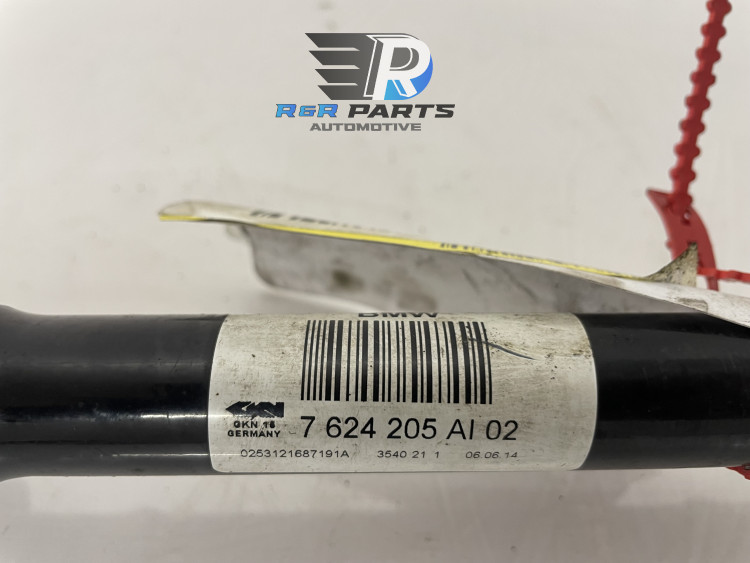 Aandrijfas Links - Achterzijde - Automaat - Bmw 1/2/3/4-Serie - OEM: 33207624205 33207597677 33207597681 33207622853 33207629301 33208680347 33208680351 7624205