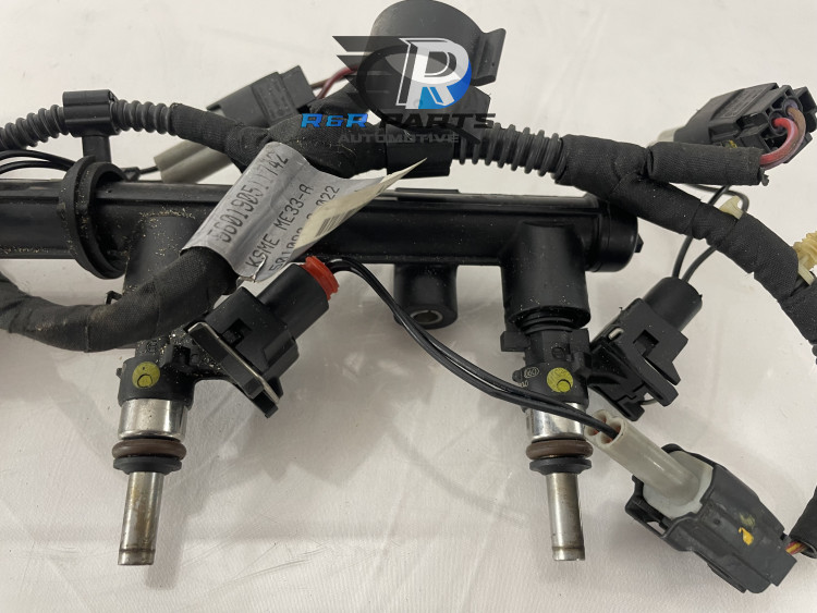Injector met brandstofgalerij - Vag - OEM: 06K133681A 06K133681C 06K133681E 06H906051K 06L906031A 06L906031D
