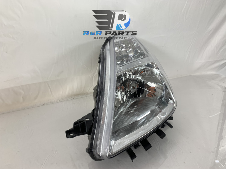Koplamp links - Toyota Prius - OEM: 8117047090