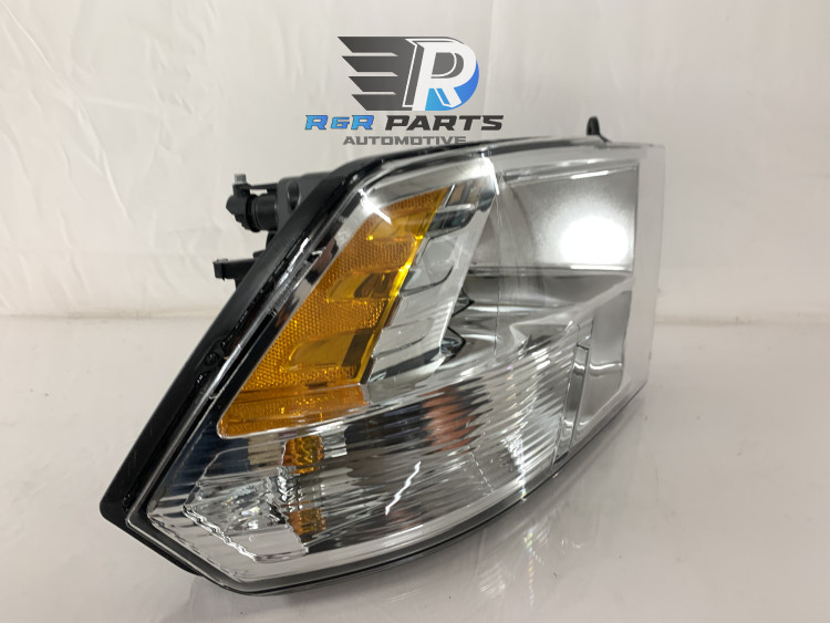 Koplamp rechts - Dodge RAM 1500 - OEM: 68096438AJ