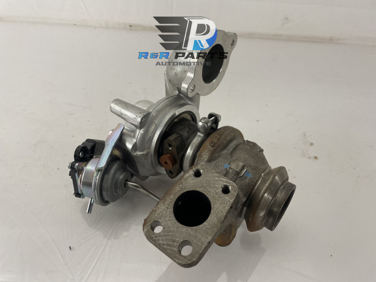 Turbo - PSA - OEM : 0375Q9 0375R0 9673283680 1696537 AV6Q6K682BB