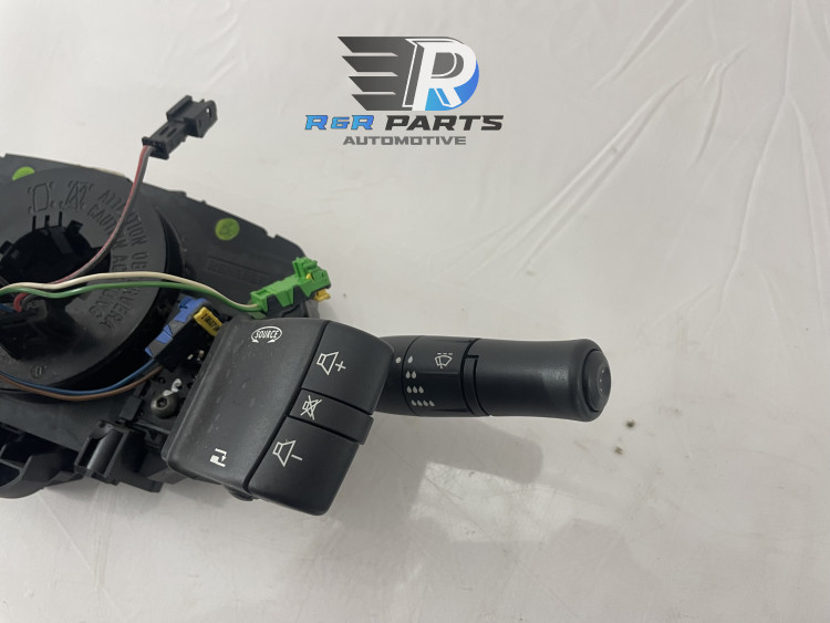 Stuurkolomschakelaar - Renault Megane II CC - OEM: 8200216448 820028334 8200216450 8200216446 8200216465 8200283342 8200480341