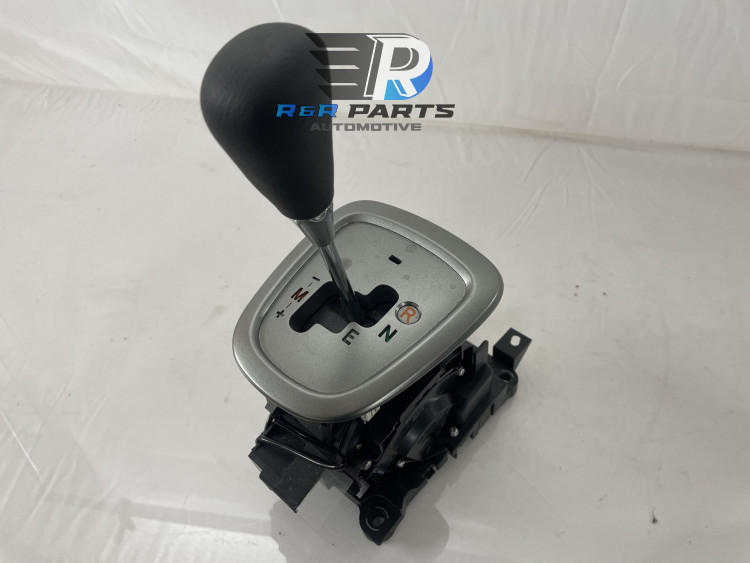 schakelmechaniek in auto - Semi Automaat - PSA / Toyota - OEM: 1612500880 / 241065