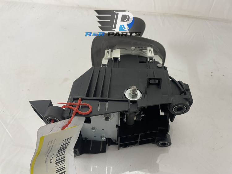 schakelmechaniek in auto - Semi Automaat - PSA / Toyota - OEM: 1612500880 / 241065