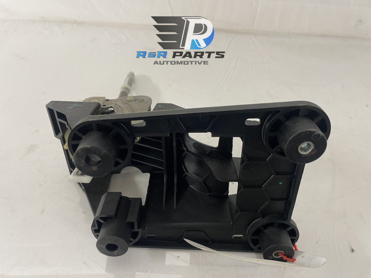 Schakelmechaniek in auto - Handgeschakeld - (Citroen C3 III) - OEM: 9808161480 / 9837816580
