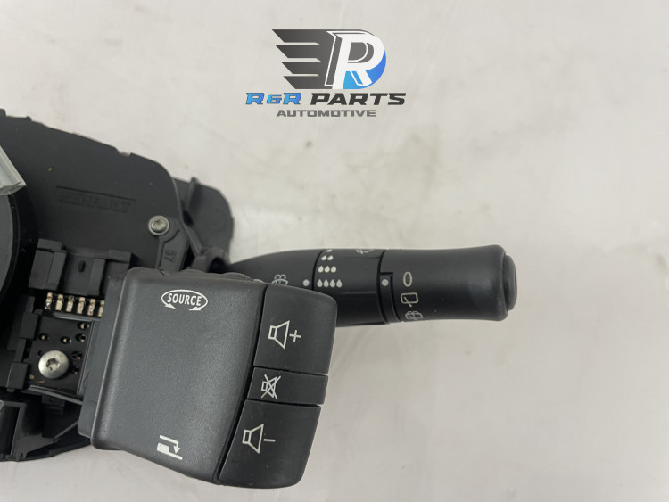 Stuurkolomschakelaar - Renault Megane II - OEM: 8200216462 8200216444 