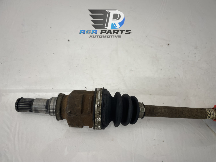Aandrijfas Links - Handgeschakeld - (Peugeot 107 / Citroen C1 / Toyota Aygo) - 1.4DI - OEM: 3272JZ 434200H020