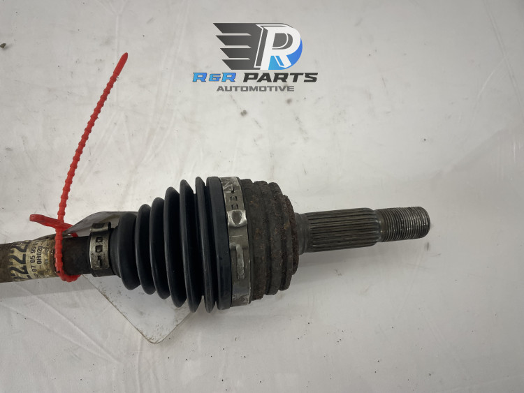 Aandrijfas Links - Handgeschakeld - (Peugeot 107 / Citroen C1 / Toyota Aygo) - 1.4DI - OEM: 3272JZ 434200H020