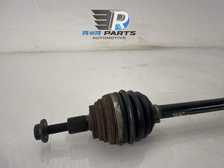 Aandrijfas links - Handgeschakeld - VAG - OEM: 1K0407271HH