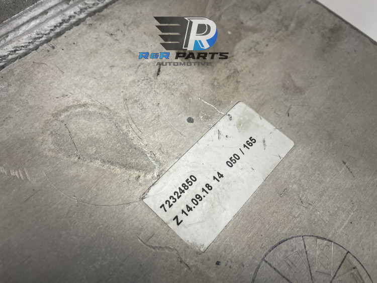 intercooler - N57D30C - (Bmw 5-Serie / 7-Serie / X5 / X6) - OEM: 17517823886 7823886