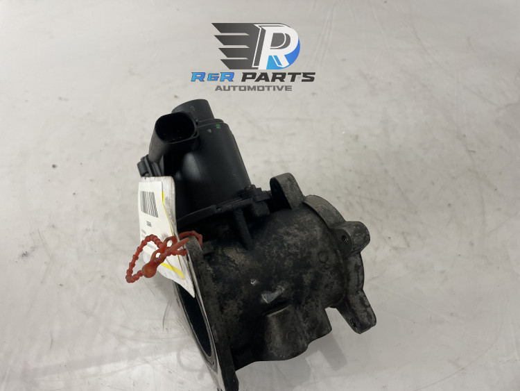 EGR klep - 2.5 TDI - VAG - OEM: 076131501A 700823060 