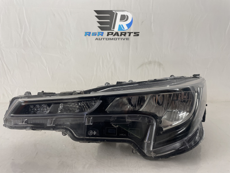 Koplamp Links - LED - (Toyota Corolla E21 / Suzuki Swace) - OEM: 81150-02S60 / 8115002S60	