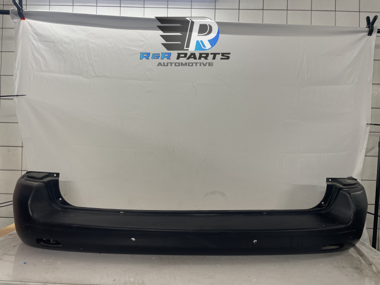 Achterbumper - Citroen Jumpy / Peugeot Expert / Toyota Pro-Ace / Opel Vivaro - OEM: 1614328280 SU001A3233