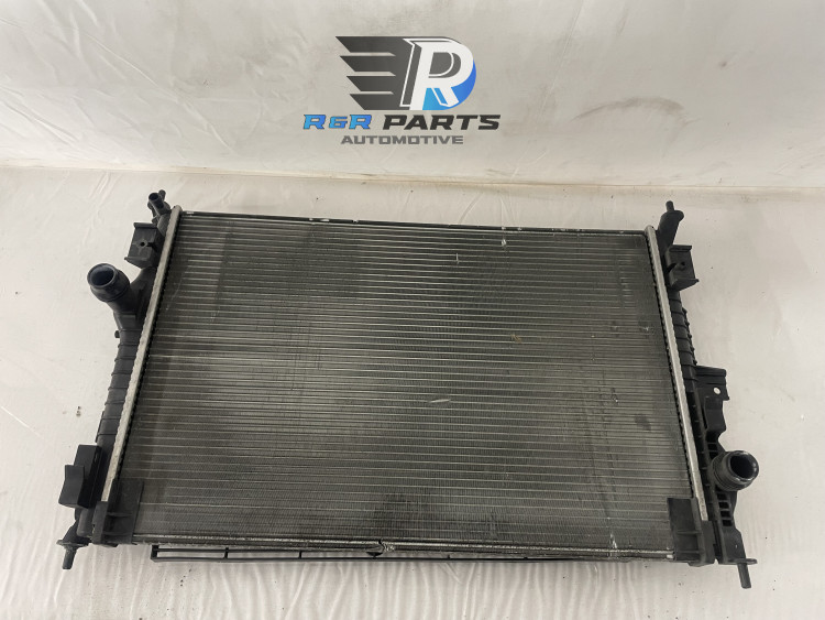Radiateur - Valeo - PSA - OEM: 9675747980 1609648380 3556160 