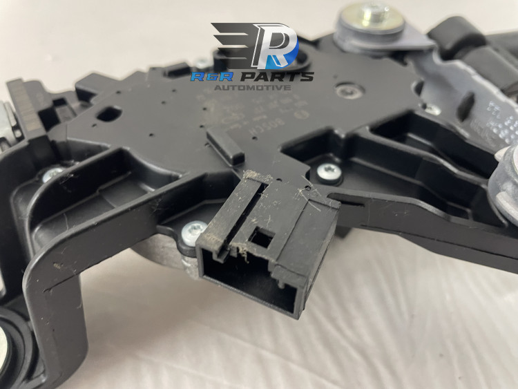 Ruitenwissermotor achterzijde - Bmw 3 / 5-Serie (E61/E91) - OEM: 61627208602