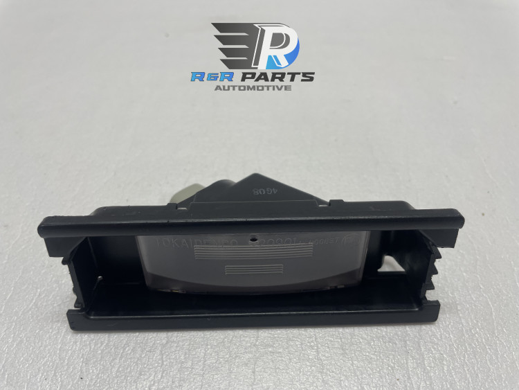 kenteken verlichting - (Daihatsu Materia) - OEM: 81270-B1020