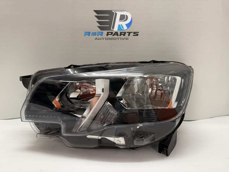 Koplamp links - Halogeen - (Peugeot Partner) Vanaf 2019 - OEM: 9816826980