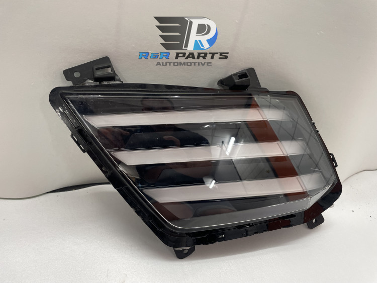 Dagrijverlichting links - Peugeot 208 10/23- (P21E) - OEM: 9851054180