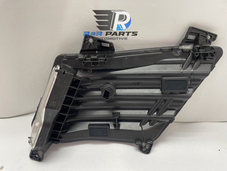 Dagrijverlichting links - Peugeot 208 10/23- (P21E) - OEM: 9851054180