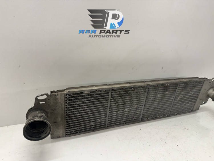 Interkoeler - 1.9/2.0 TDI - Volkswagen Transporter T5 - OEM: 7E0145804B