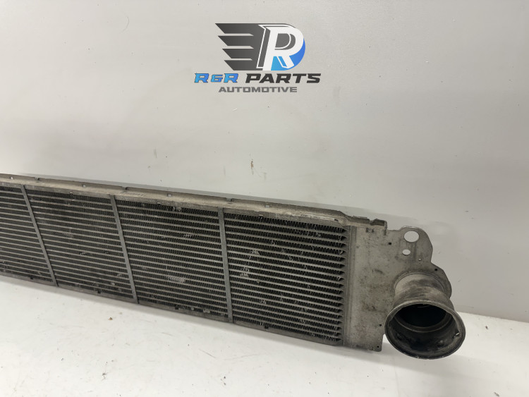 Interkoeler - 1.9/2.0 TDI - Volkswagen Transporter T5 - OEM: 7E0145804B