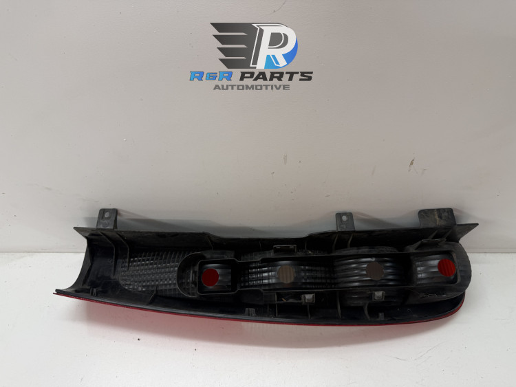 Achterlicht rechts - Rood / Wit - Mercedes Vito (w639) - OEM: A6398200264