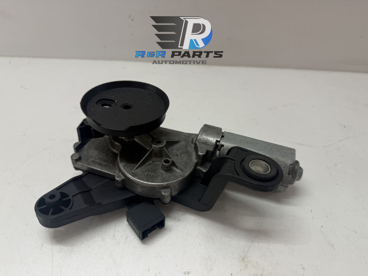 Wissermotor achter - Bosch - Bmw 5 Serie (F11) - OEM: 67637311415