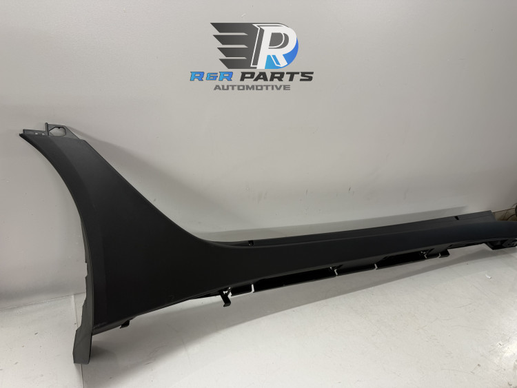 Dorpellijst rechts - (Toyota Aygo X) - OEM: 758500H020