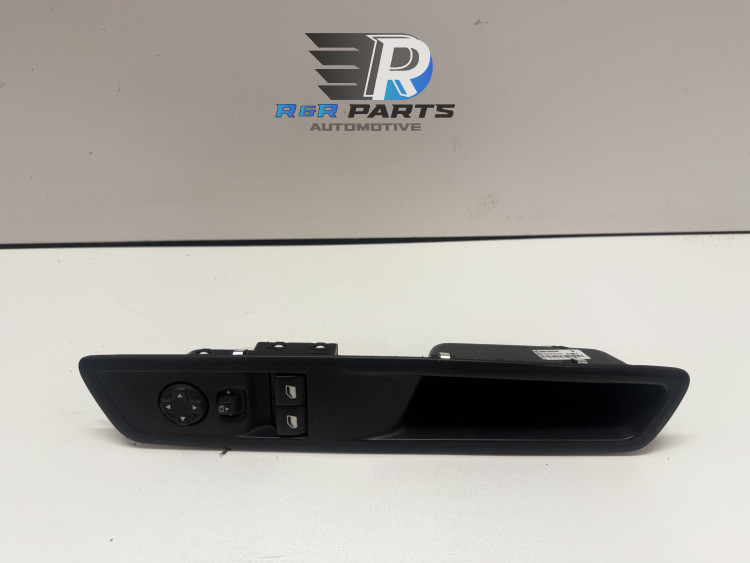 Raamschakelaar - linksvoor - 2x raam + spiegel - PSA - OEM: 96784561ZD / 98329368ZD 
