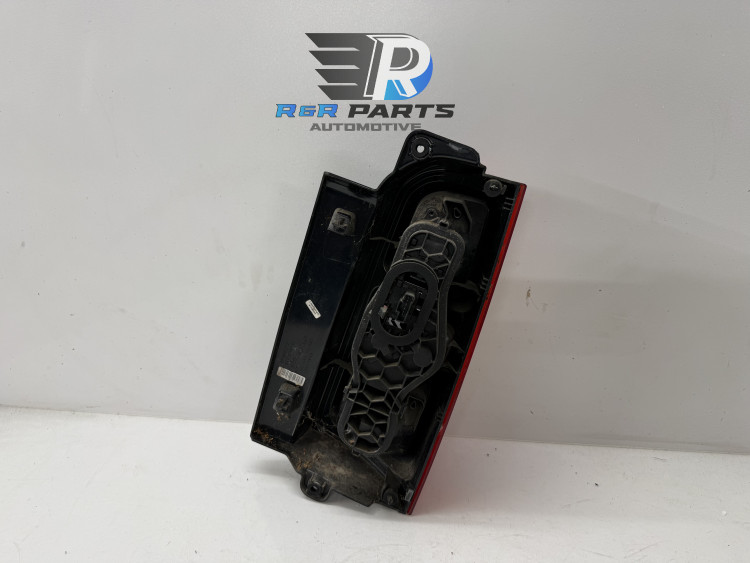 Achterlicht links - Jumpy / Scudo / Vivaro / Expert / ProAce (vanaf 2016) - OEM SU001A4081 9808243180