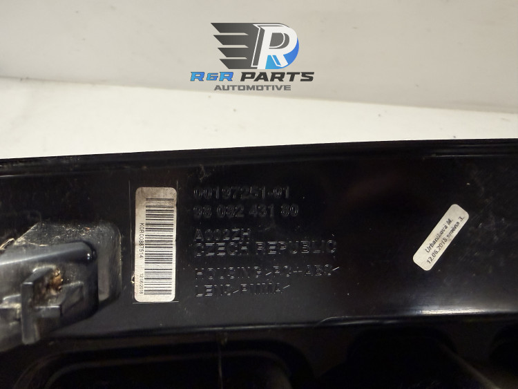 Achterlicht links - Jumpy / Scudo / Vivaro / Expert / ProAce (vanaf 2016) - OEM SU001A4081 9808243180