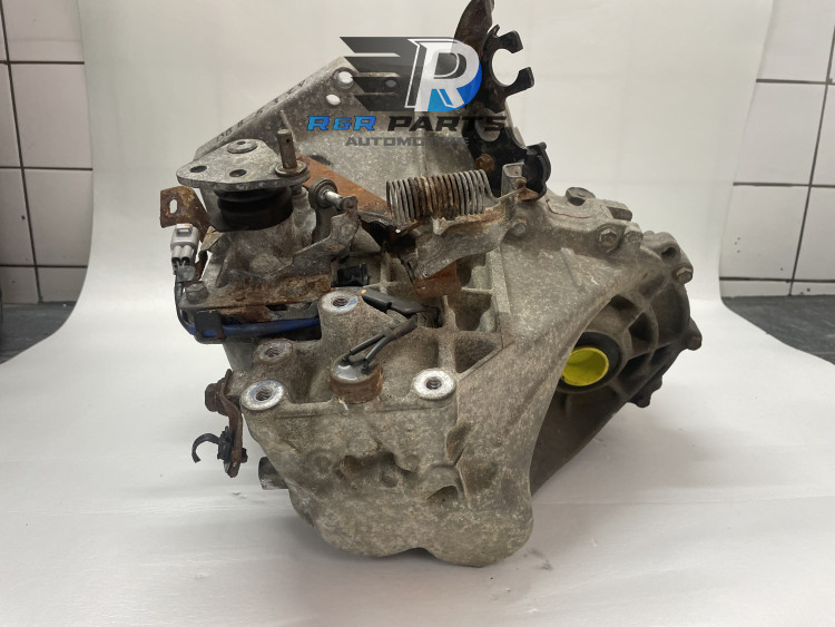 Transmissie - 5 Bak - (PSA /Toyota) - Code: 20TT01 20TT05