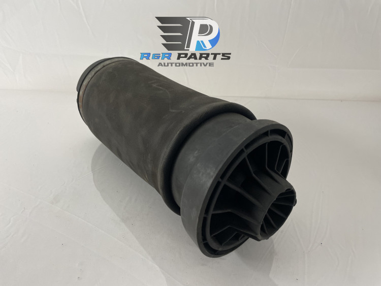 Luchtvering Achteras - links / rechts gelijk - Mercedes R (W251) - OEM: A2513200425