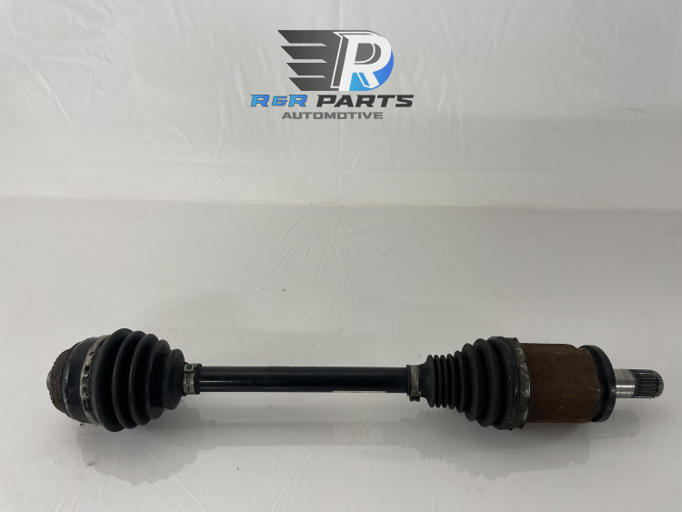 Aandrijfas Links -  voorzijde - (BMW X3 / X4) - OEM: 31607619657 31608675013 7598027