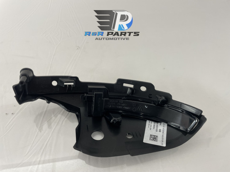 Knipperlicht in spiegel + onderste afdekkap - (Renault Megane IV) - OEM: 963053102R	